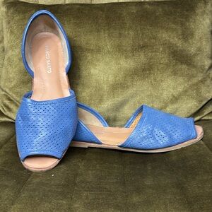 Franco Sarto Sandals Shaylene Flats Blue Leather Peep Toe Casual size 8